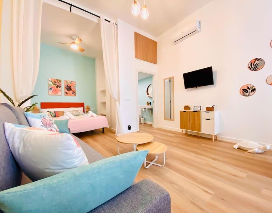 דירות ולנסיה Beautiful And Charming Loft In Russafa Soho מראה חיצוני תמונה